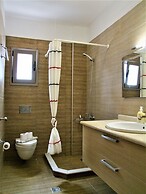 3-room House With Sea View