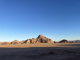 Hasan Zawaideh Luxury Camp 2