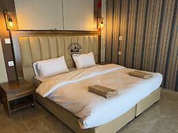 Hasan Zawaideh Luxury Camp 2