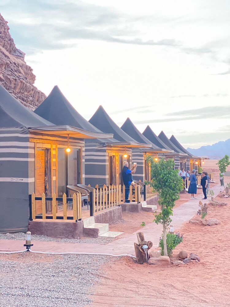 Shaheen Camp wadi rum