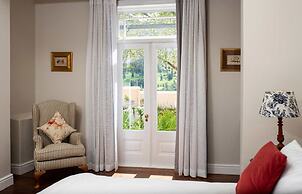 Banhoek Corner Guesthouse