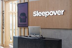 Sleepover Terminal 3, Concourse B – formerly sleep ‘n fly