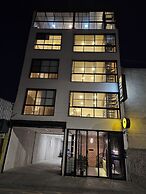 HOTEL THE ROOF