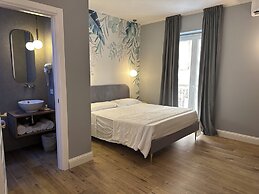 KRYSOS LUXURY ROOMS