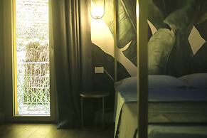 KRYSOS LUXURY ROOMS
