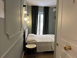 KRYSOS LUXURY ROOMS