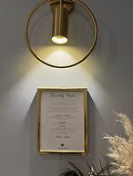 KRYSOS LUXURY ROOMS