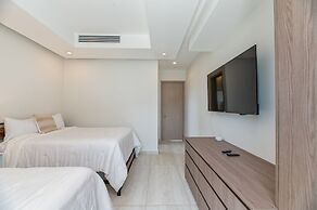 Ocean One Roatan