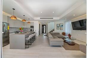 Ocean One Roatan