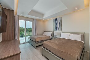 Ocean One Roatan