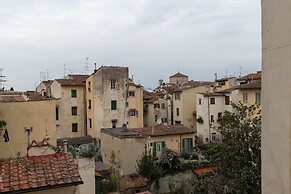 Oltrarno Suite