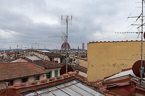 Sanzanobi Nest