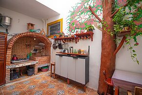 La Casa Del Almendro
