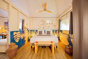OPOA BEACH HÔTEL