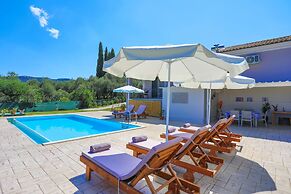Villa Chrisdina in Nymfes