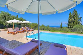 Villa Chrisdina in Nymfes