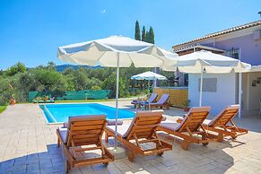 Villa Chrisdina in Nymfes