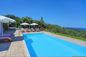 Villa Chrisdina in Nymfes