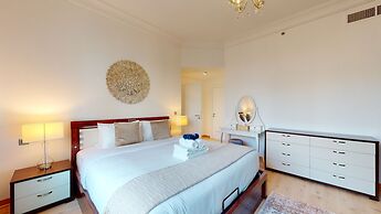 212 Shoreline 18