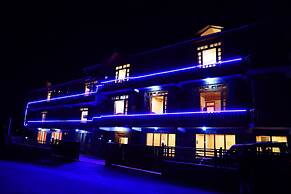 Seven Hills Resort