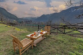Seven Hills Resort