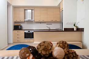 Bay View Gardens Apts with Pool by TrulyCyprus
