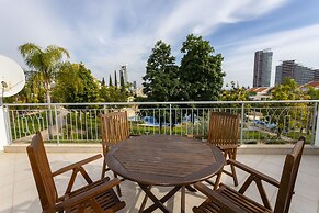 Bay View Gardens Apts with Pool by TrulyCyprus