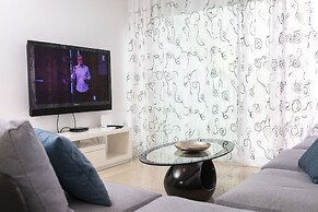 Bay View Gardens Apts with Pool by TrulyCyprus