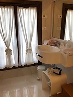 Hotel Donna Lucia