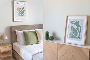 Superior 3BR Apartment in Chalandri