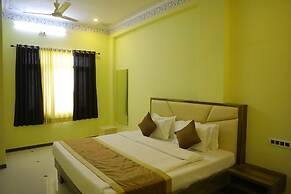 Shiv Ashray Resort
