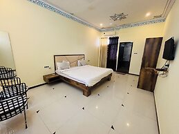 Shiv Ashray Resort