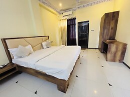Shiv Ashray Resort
