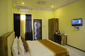 Shiv Ashray Resort