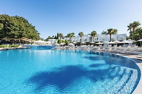 So Nice Beach Resort