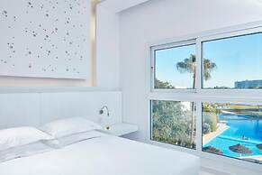 So Nice Beach Resort
