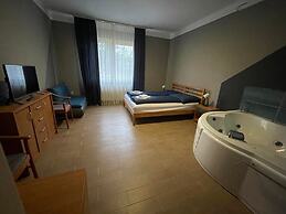 Tölgyfa Panzió
