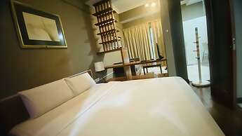 Peninsula Residents All Suite
