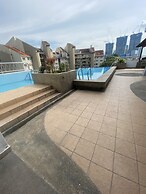 Peninsula Residents All Suite