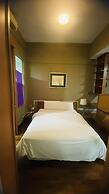 Peninsula Residents All Suite