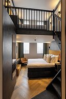 Monument Hotel