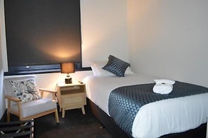 Romano's Hotel