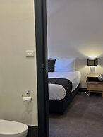 Romano's Hotel