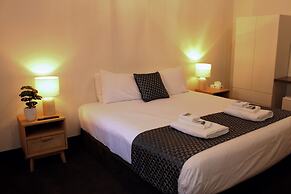Romano's Hotel