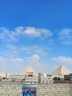 Falcon pyramids inn