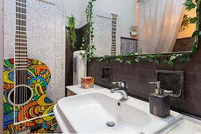 Lodge & Art