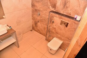 Qcent Woods Spa & Resort