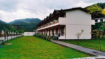 Qcent Woods Spa & Resort