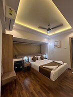 Hotel Larmont Luxury