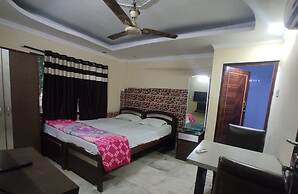 Hotel Raj